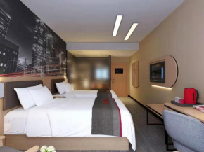 Thank Inn Chain Hotel Henan Kaifeng Longting District Old Henan University Tokyo Avenue Store